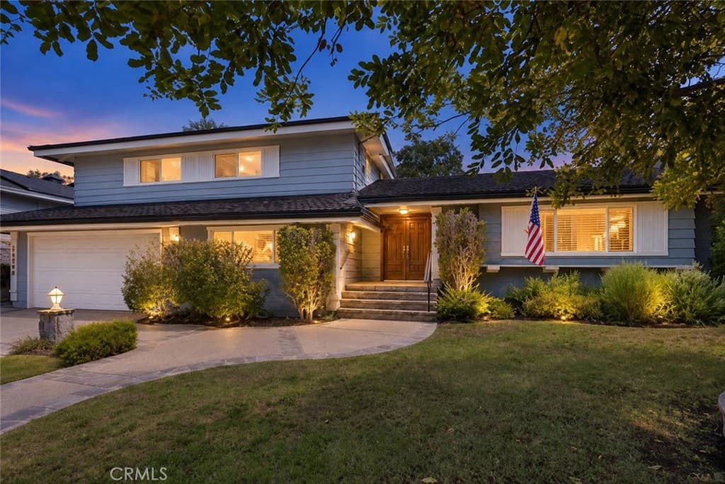 10568 Des Moines