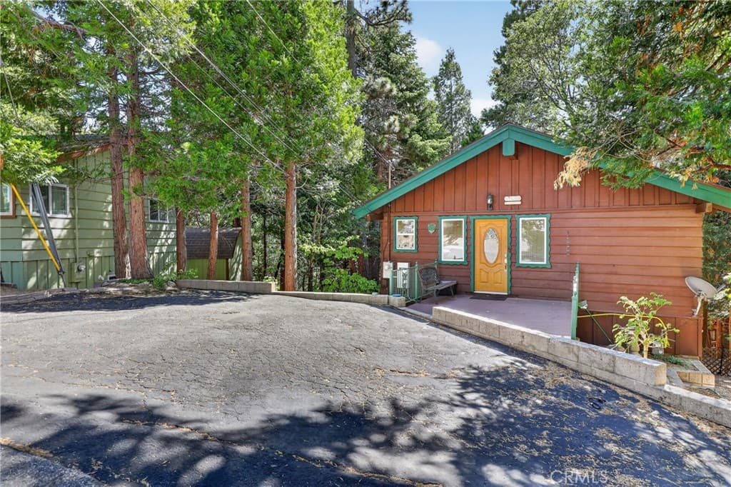 1147 Jungfrau Drive