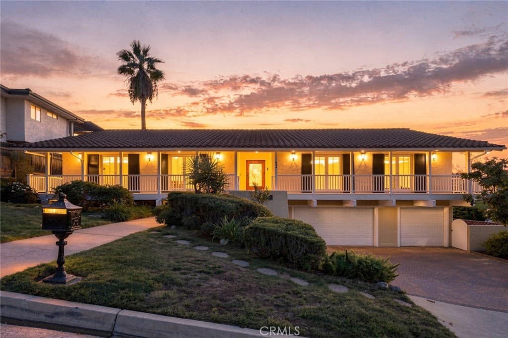 444 Meadowview Drive