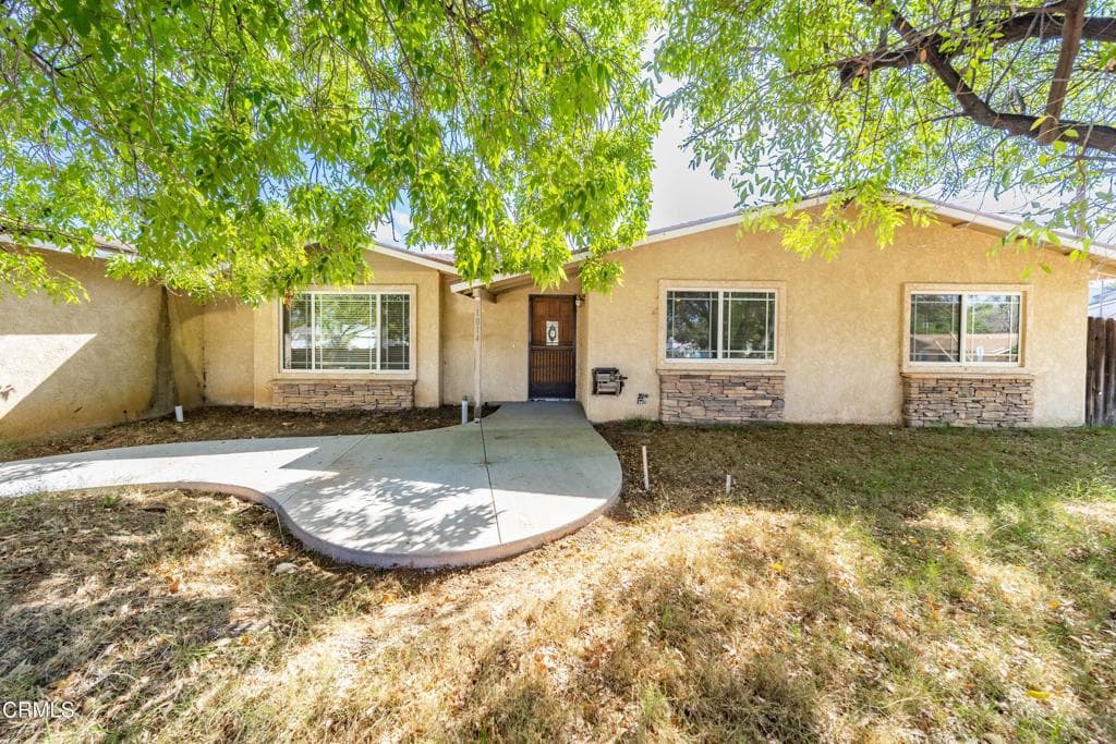 1014 Appleton Road