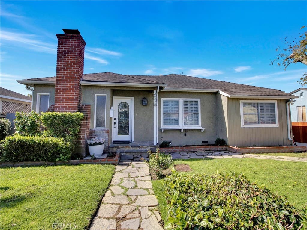 4864 W 139th