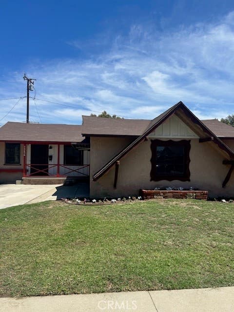 20836 Hawaiian Ave.