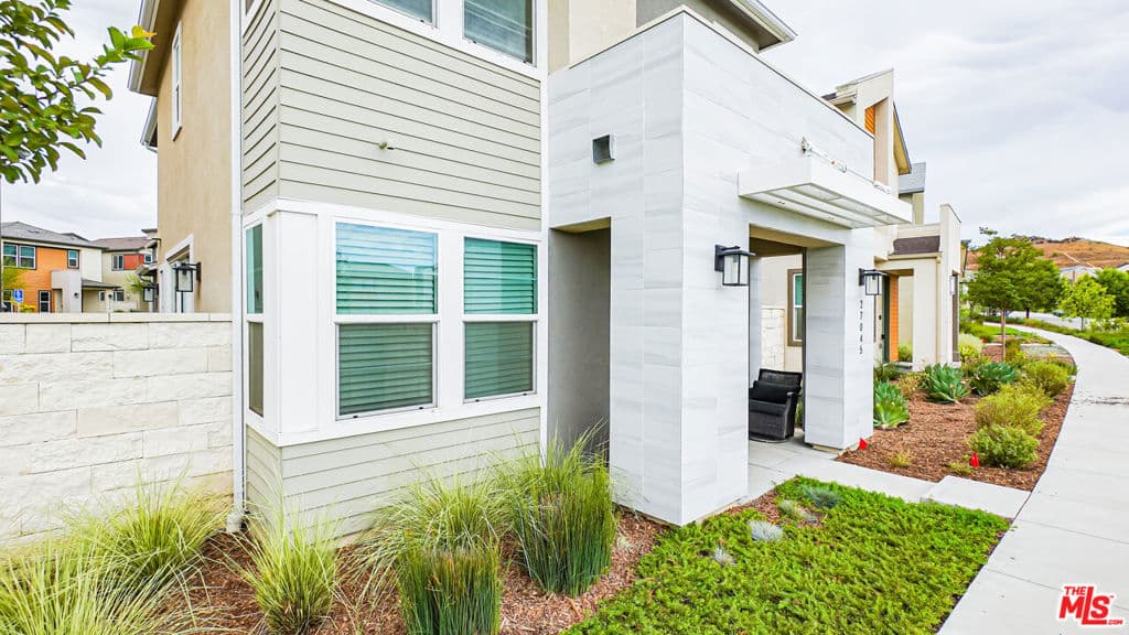 27045 Trail View Lane