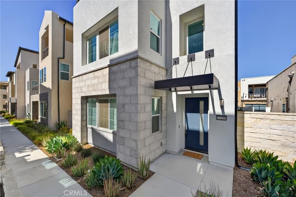 27216 Coyote Bush Court