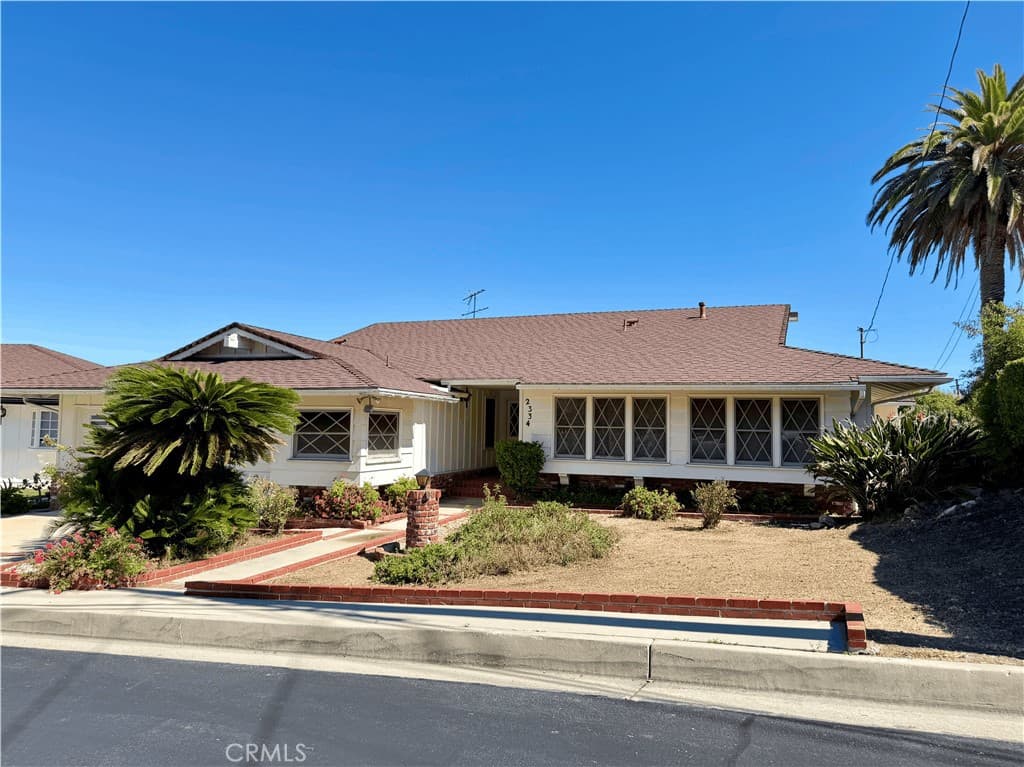 2334 Colt Road