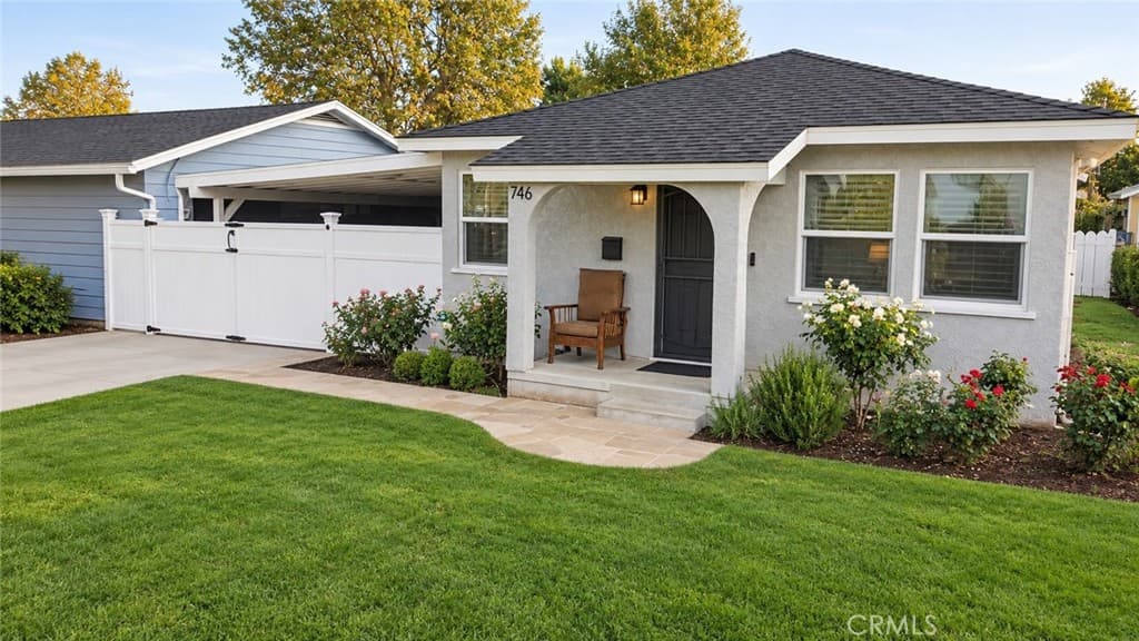 746 E El Morado Court
