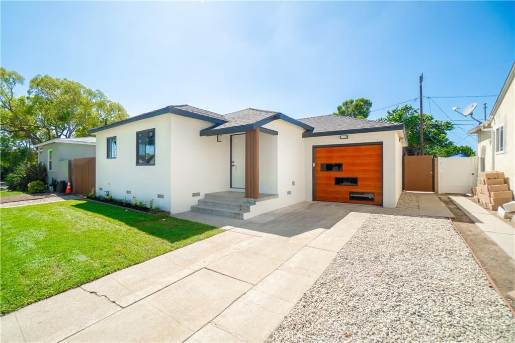 17415 Falda Ave