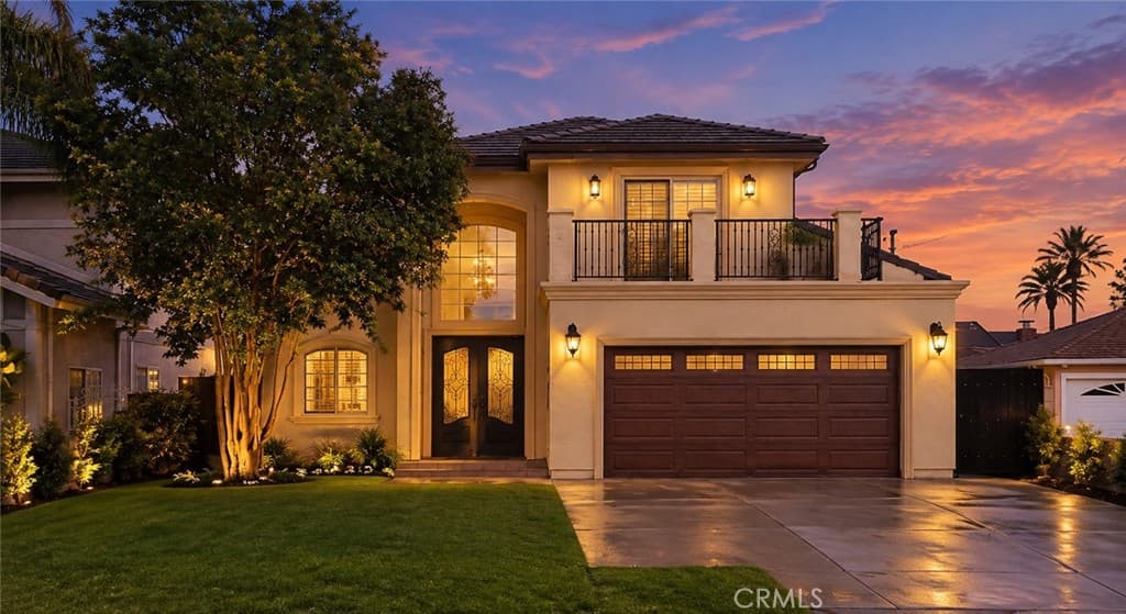 6522 N Golden West