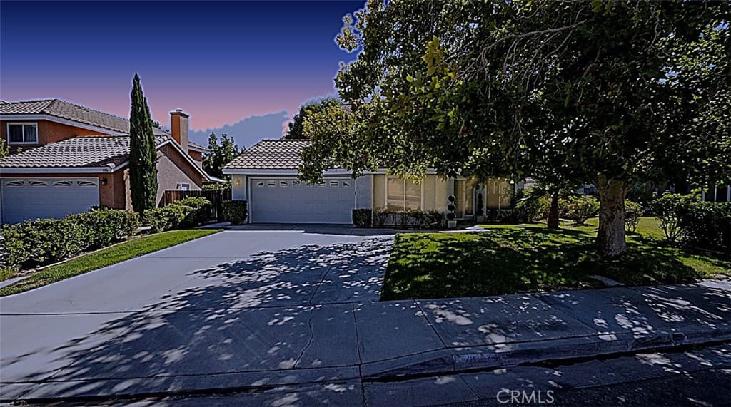 44440 Avenida Del Rio