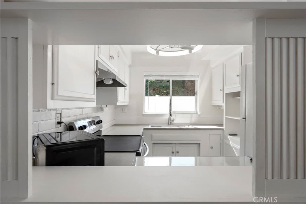 1200 E Ocean 57
