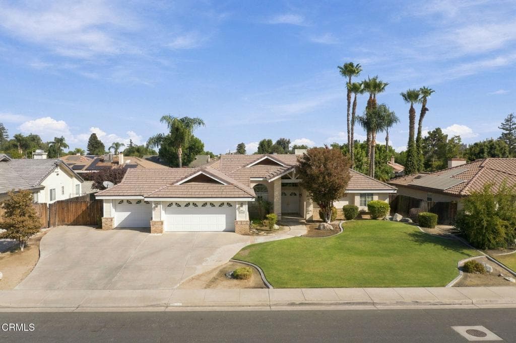 14608 Orchard Crest Avenue
