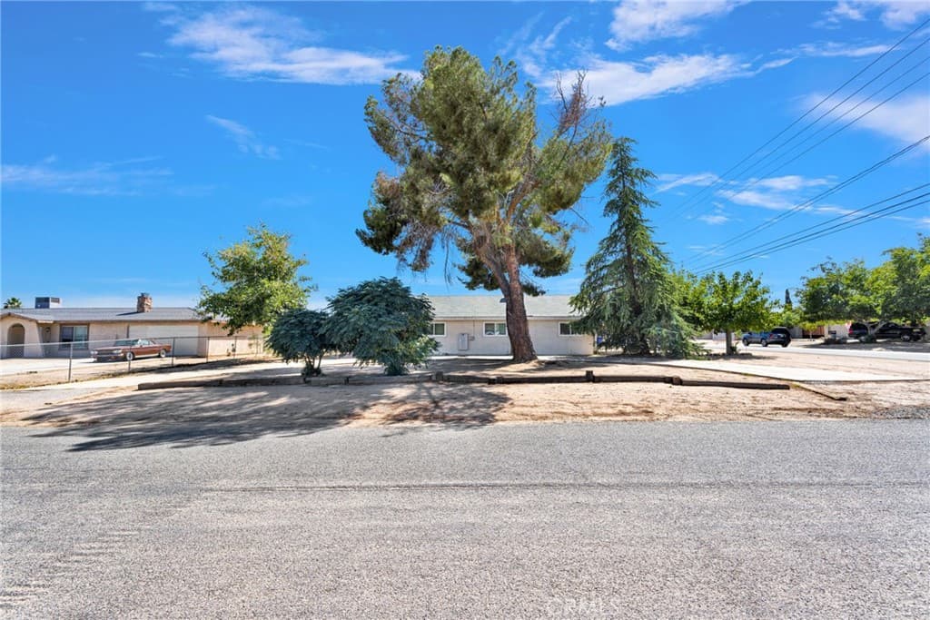 13015 La Habra