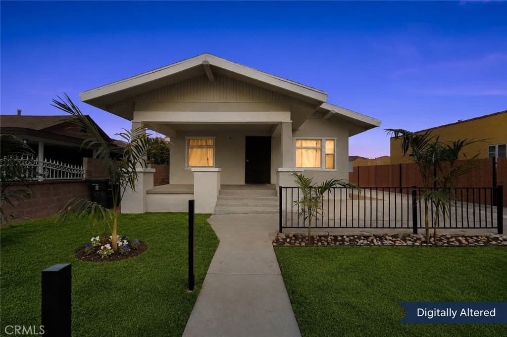 1043 W 95th Street