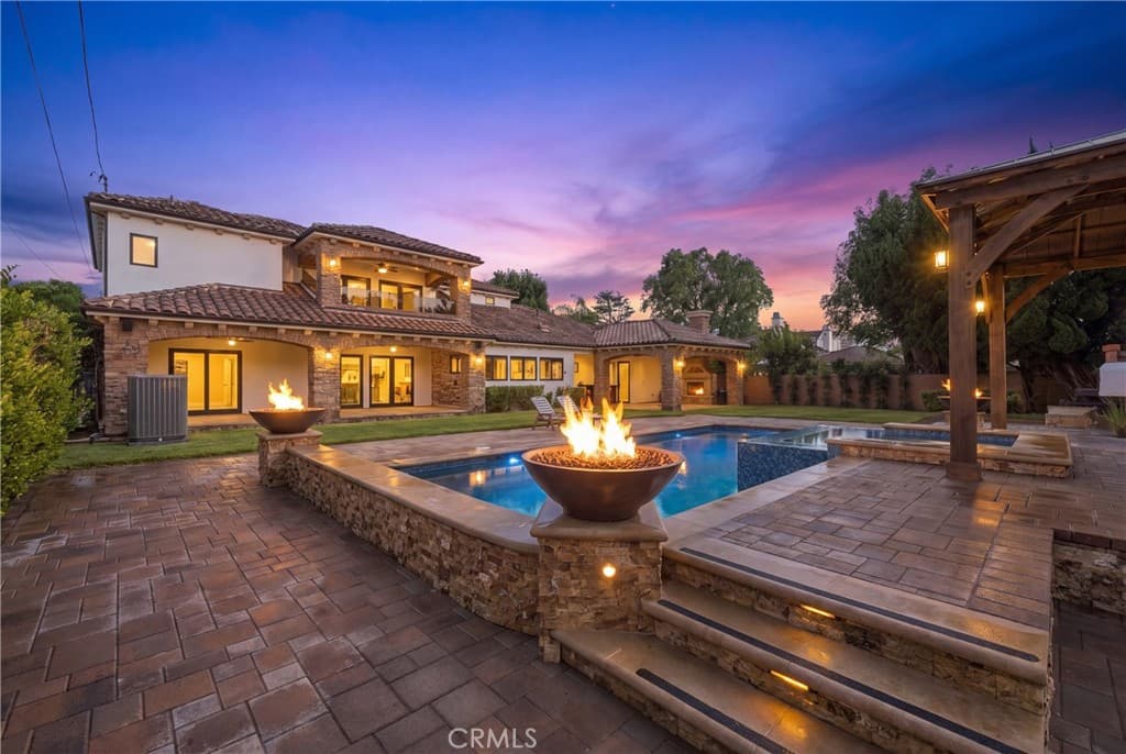 9833 Birchdale