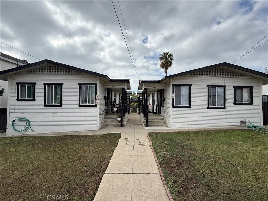 965 W 1st