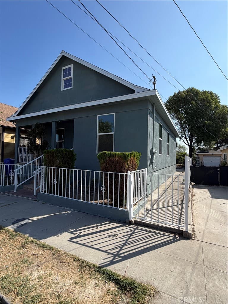 261 Kendall Avenue