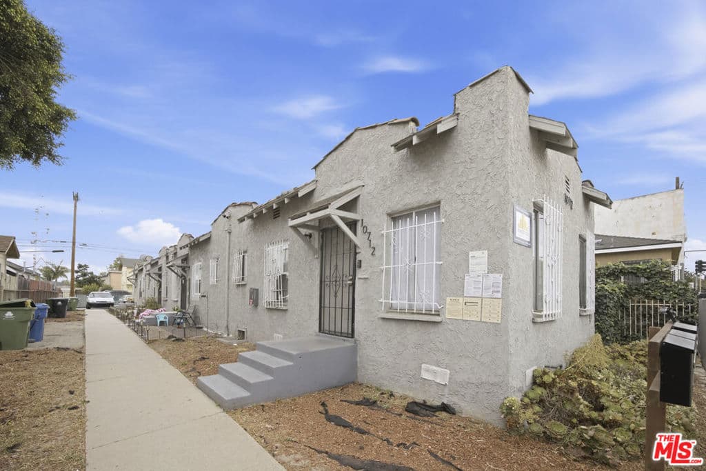 10714 S Broadway