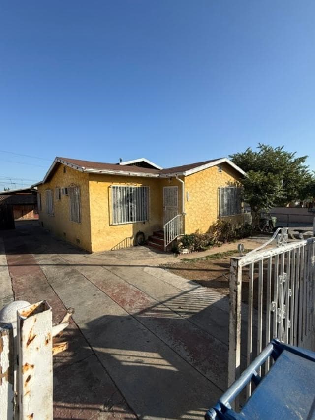 440 N Ezra Street