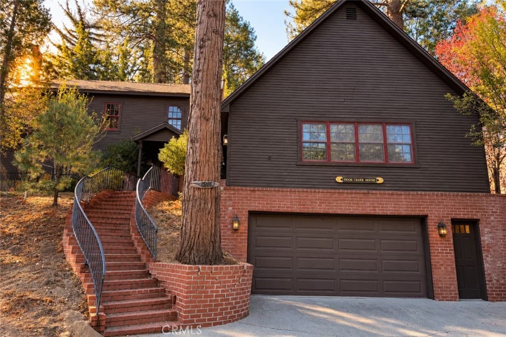 29682 Hook Creek