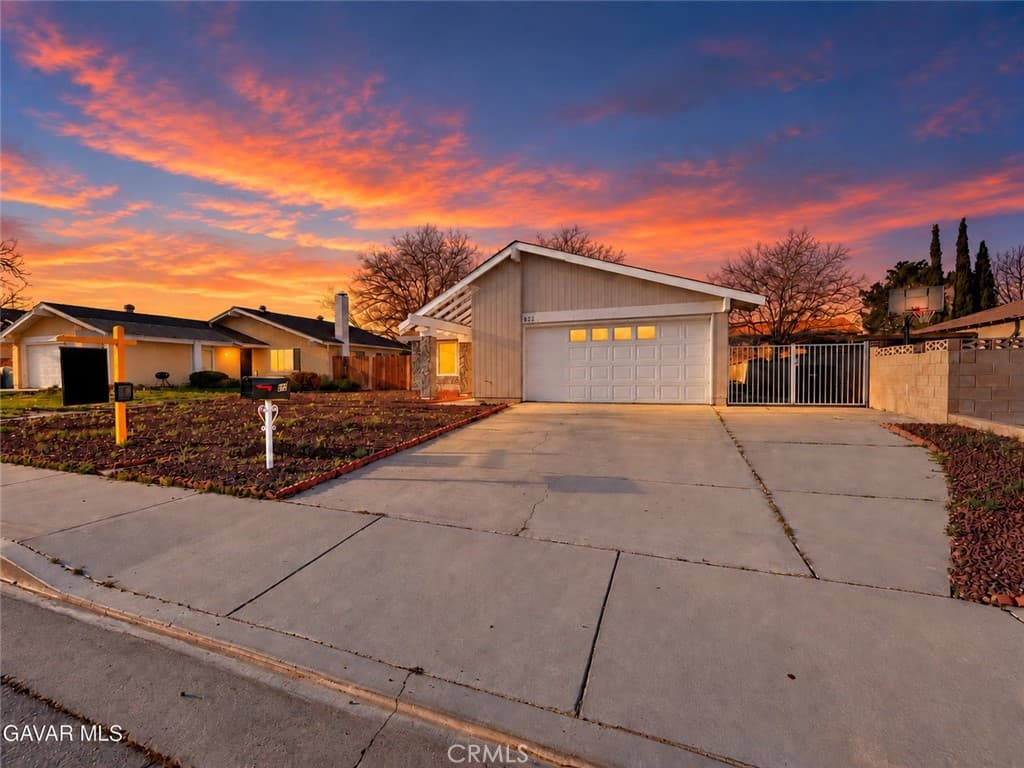 823 E Kildare Street