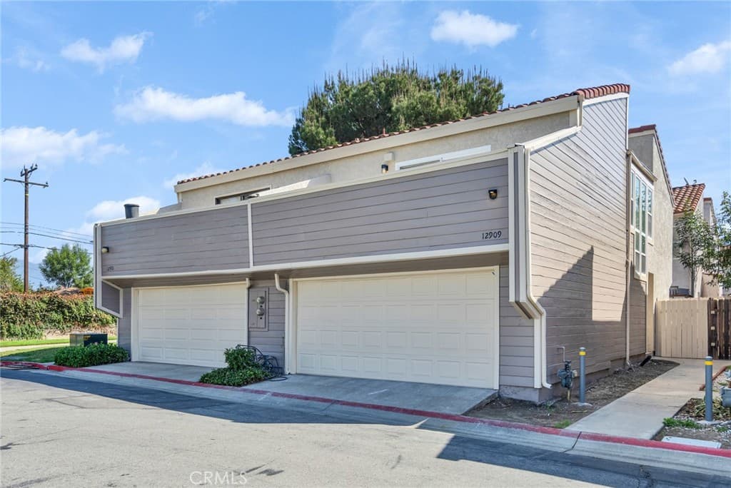 12909 Royal Palm