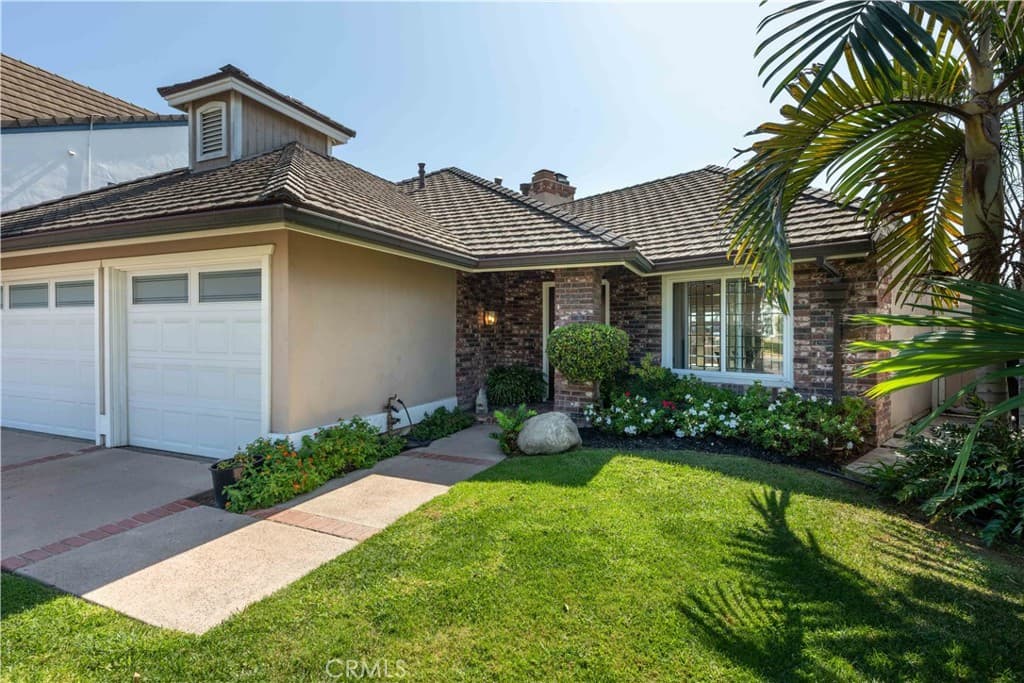 6261 Majorca Circle