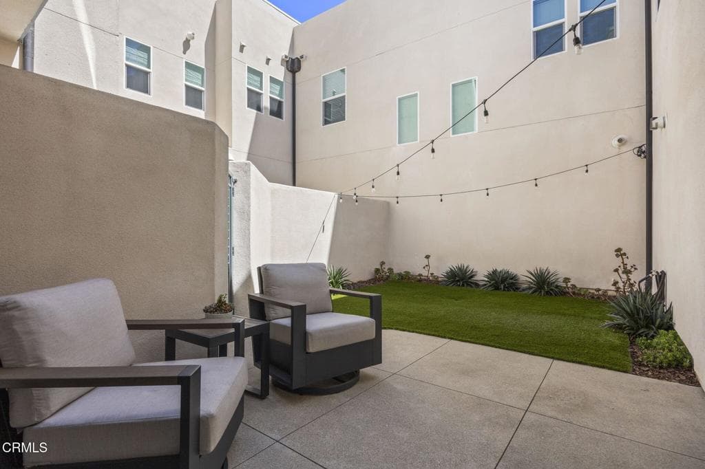 1230 E Thompson Boulevard 103