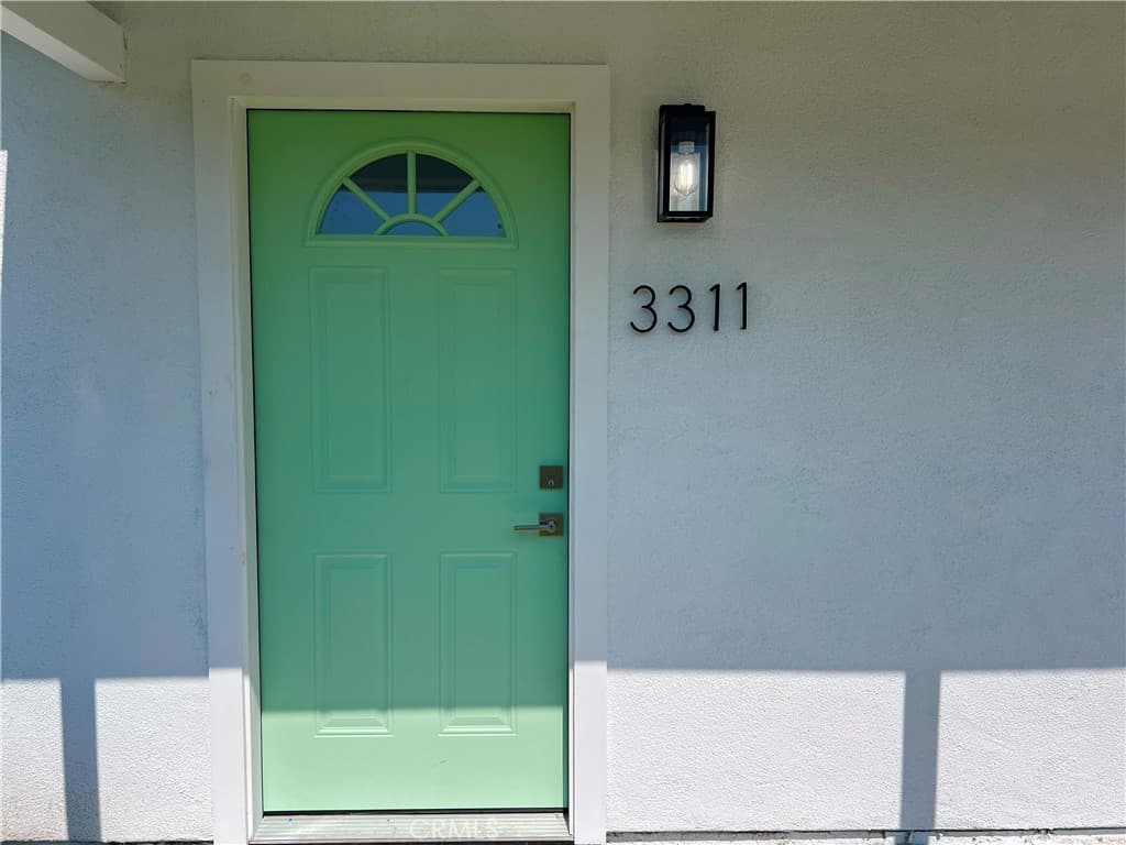 3311 W 189th