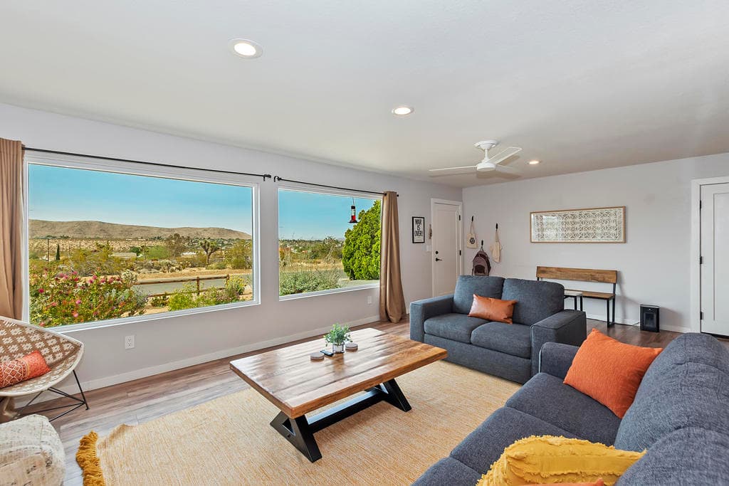 61587 Desert Air Road