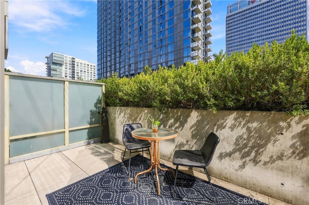 1155 S Grand Avenue 609