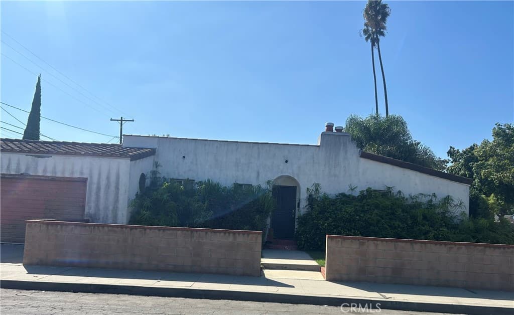 5125 Pine