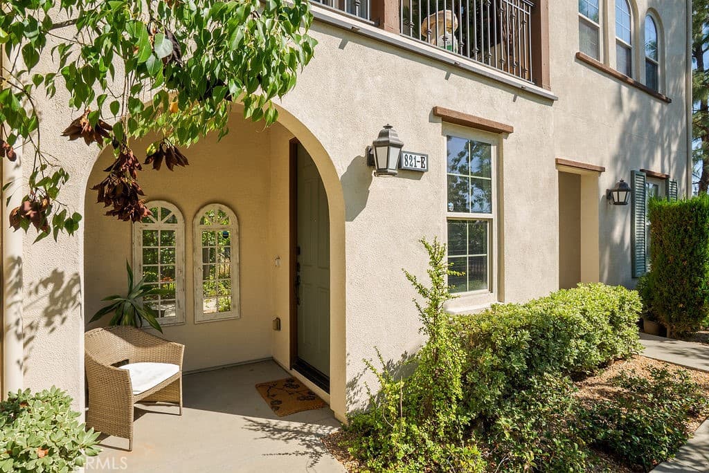 821 E Cassia E
