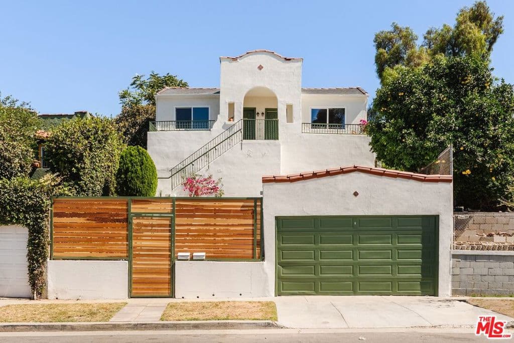 3021 Ganahl Street