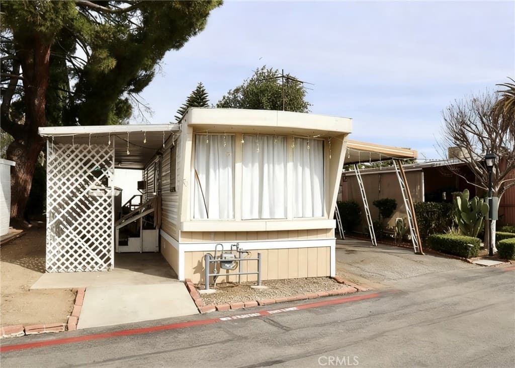 1512 E 5th Street 70