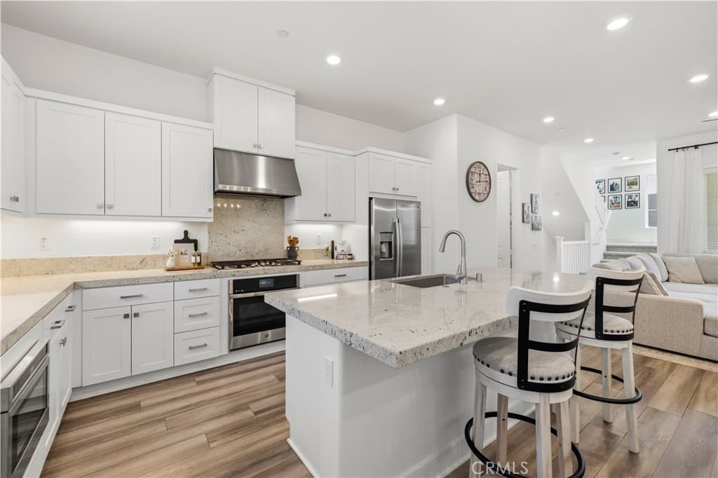 27420 Horizon View