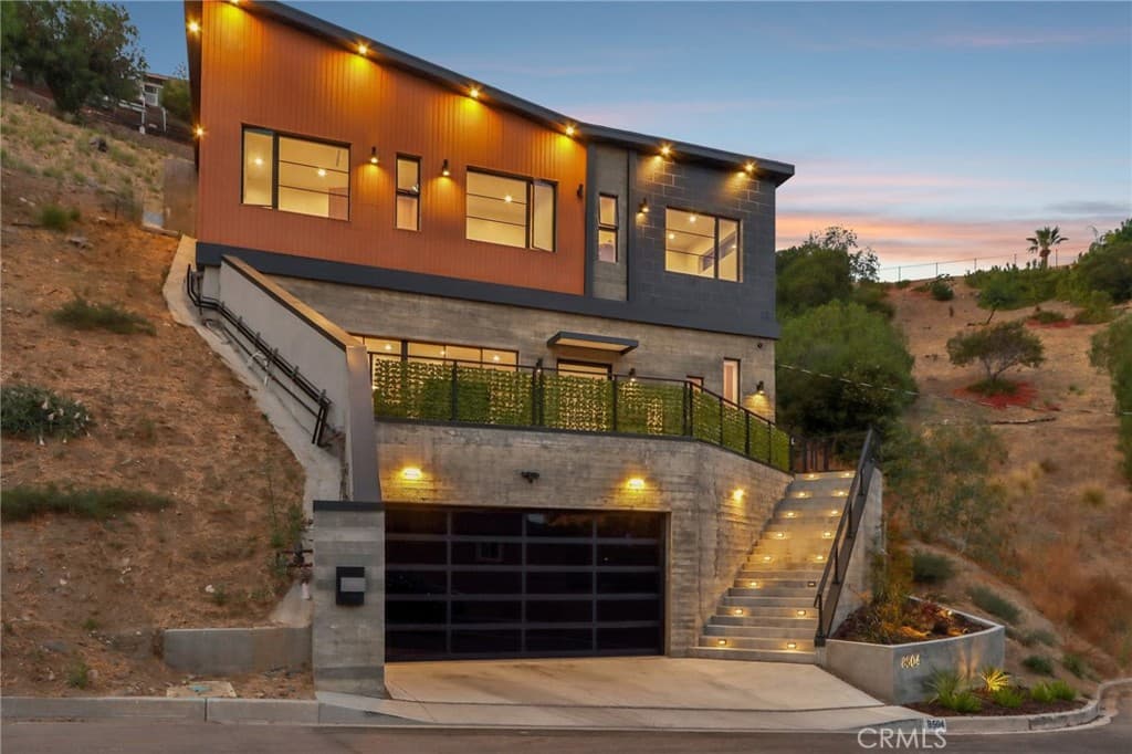 8504 Outland View Drive