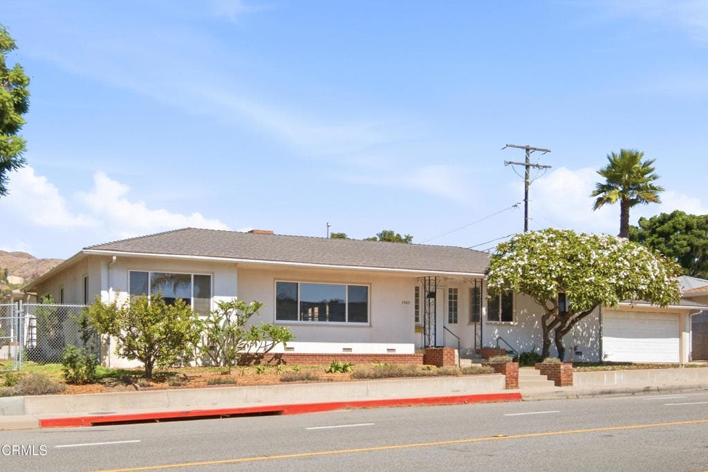 3405 Loma Vista Road