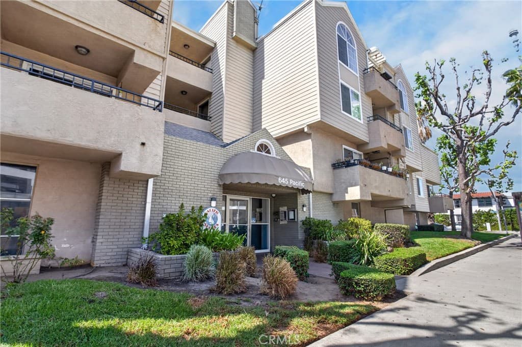645 Pacific Ave 403