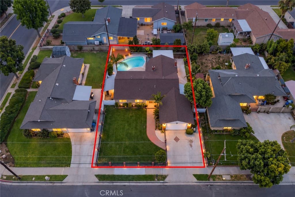 1212 S California