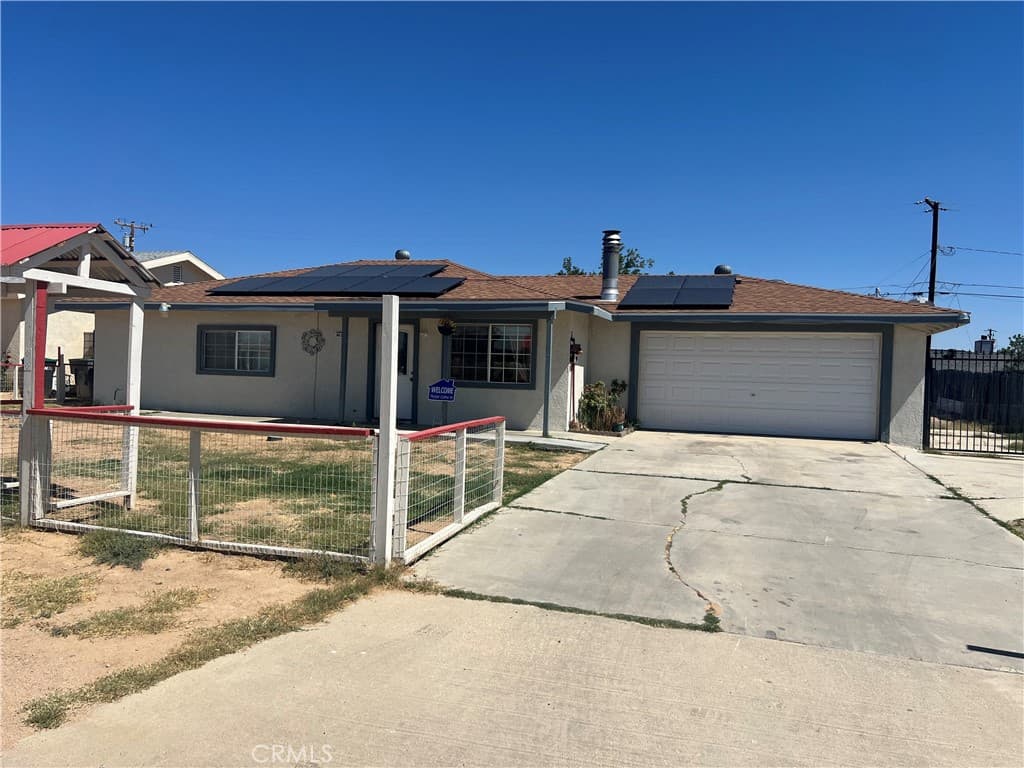 8413 Greenwood