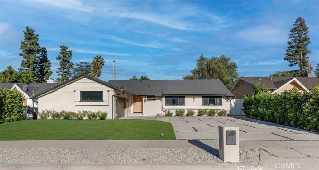 5722 Le Sage Avenue