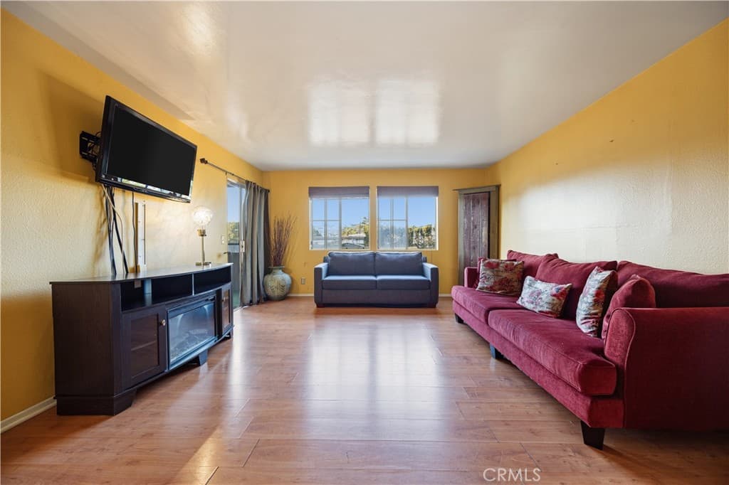 2507 E 15th Street 109
