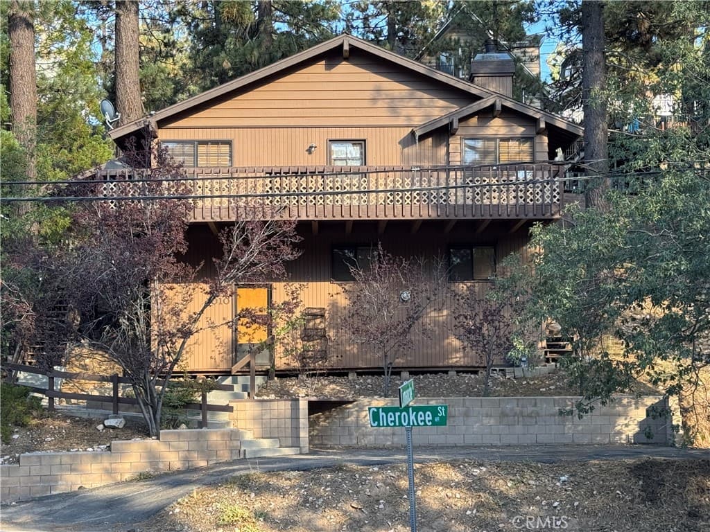 1010 Cherokee Street