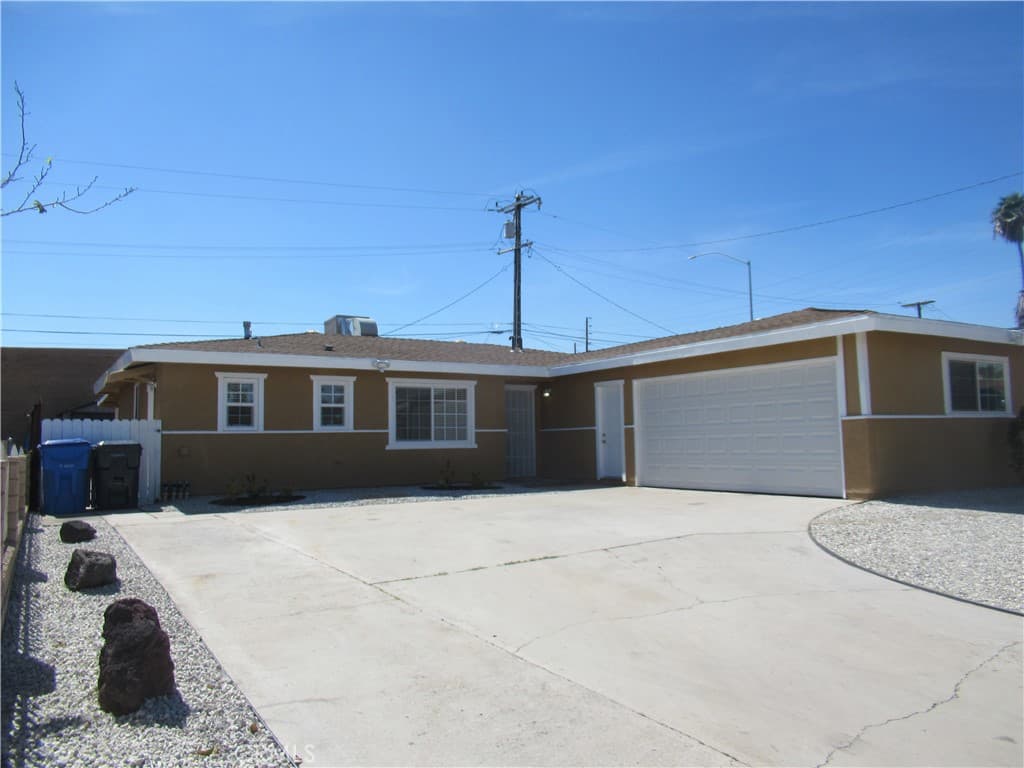 904 Las Amigas Drive