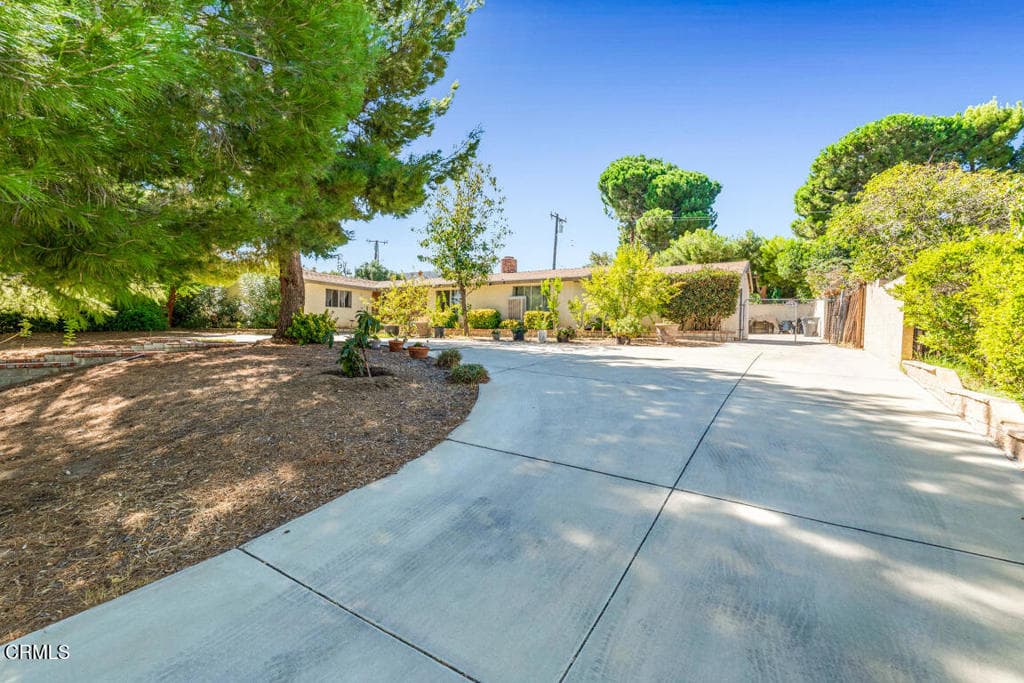 42041 Ivesgrove Drive