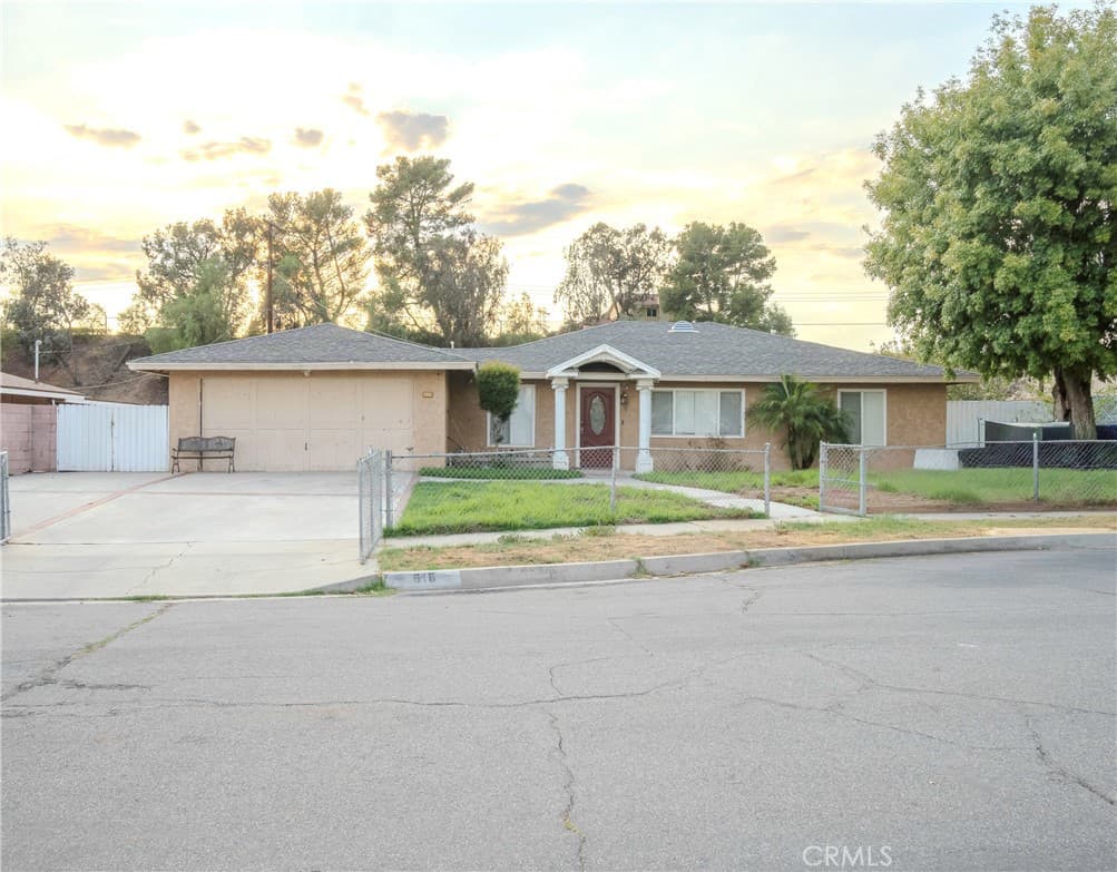 616 S Belden