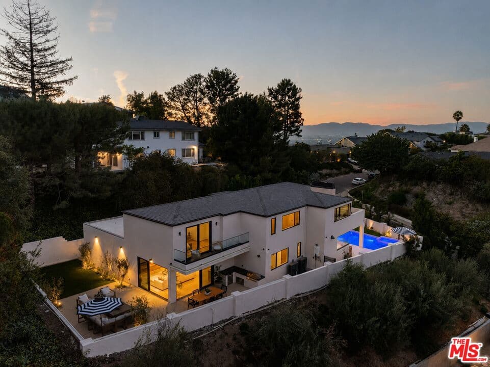 8636 Edwin Drive
