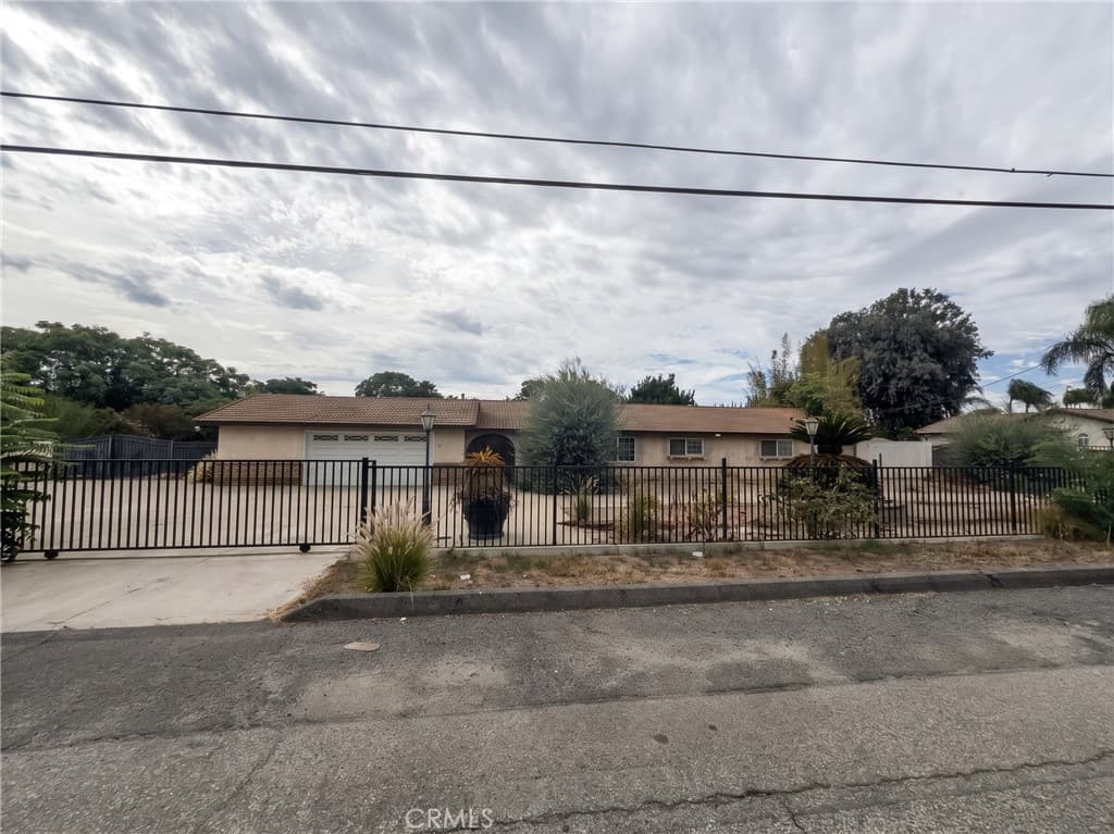 11662 Roswell