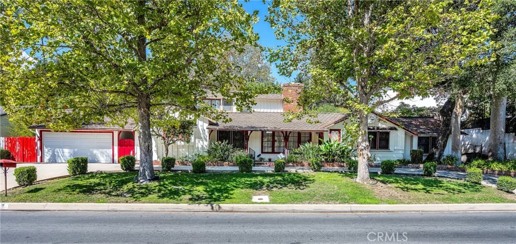 4317 Petit Avenue