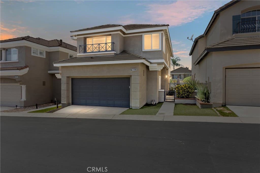 7680 Calle Hacienda